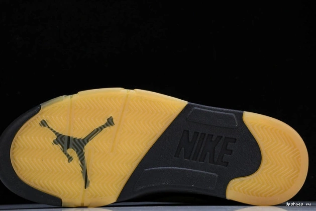 A 5 Retro Jordan Black SP FD1330-001 Maniére Ma 1214